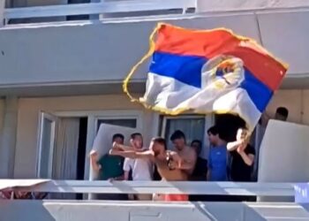 Oglasili se studenti iz RS-a koji su mahali zastavom u Istri: “Nije nam jasno zbog čega smo kažnjeni”
