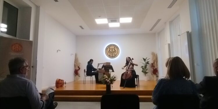 Koncert Vanje Trubajić i Vlade Danića održan u Gradišci (FOTO)