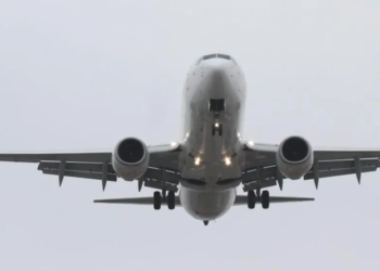 EU poručila aviokompanijama: Otkazani letovi zbog goriva ne oslobađaju odštete putnicima
