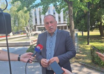Crnadak predložio izlaz iz krize opozicije u RS-u: Objavio sporazum i imena kandidata