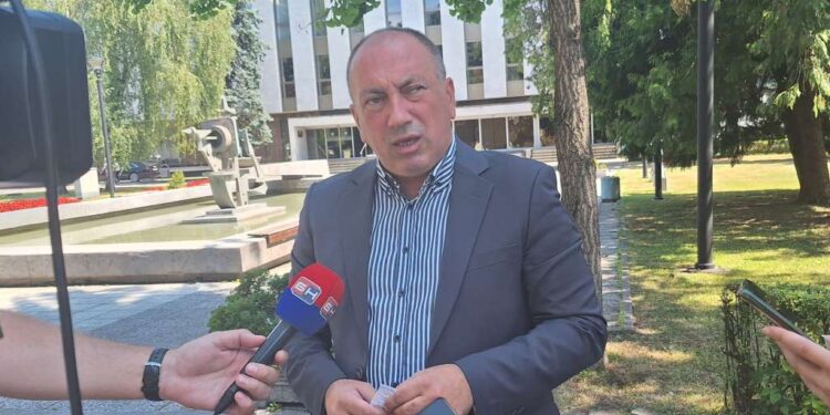 Crnadak predložio izlaz iz krize opozicije u RS-u: Objavio sporazum i imena kandidata
