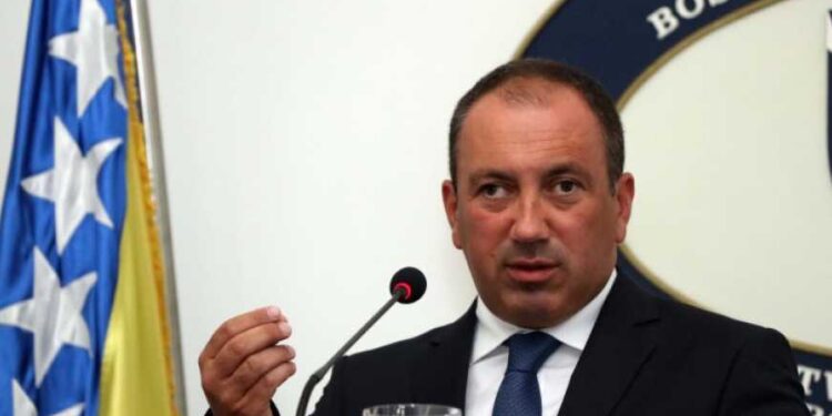 Crnadak poručio da su izbori u oktobru šansa za “totalni reset” u RS