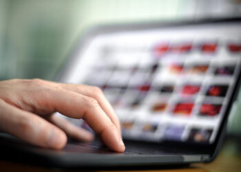 Nakon gotovo tri mjeseca Iran ponovo vraća internet