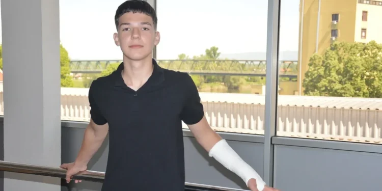 Uspješno se oporavlja mladi fudbaler „Starsa“ povrijeđen na kampu FC Real u Gradišci