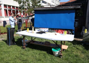 Dugogodišnji direktor srednje škole u Banjaluci novu funkciju časti pečenjem