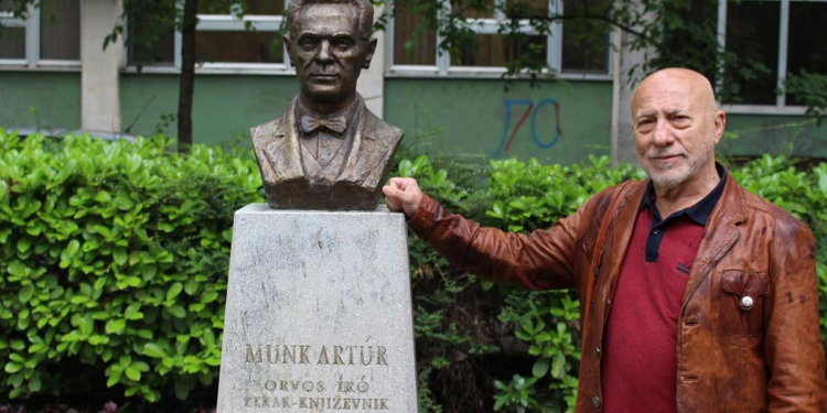 Počast ljekaru Arturu Munku koji je spasavao putnike sa “Titanika”