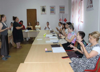 Škola znakovnog jezika: Gluvim i nagluvim dostupnije važne informacije