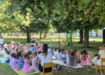 Odigrana predstava „Cvrčak i mrav“ u okviru „Gradiškog ljeta na Savi“