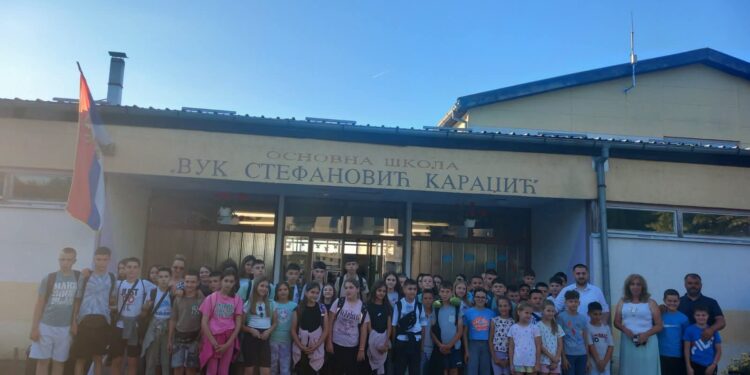 Gradiška otvorila vrata mališanima sa Kosova i Metohije