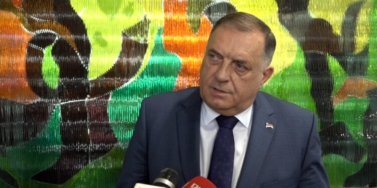 Dodik: Bez unutrašnje stabilnosti nema pozicioniranja Srpske u svijetu