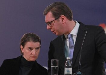 Nakon što Vučić podnese ostavku, državu preuzima Ana Brnabić!