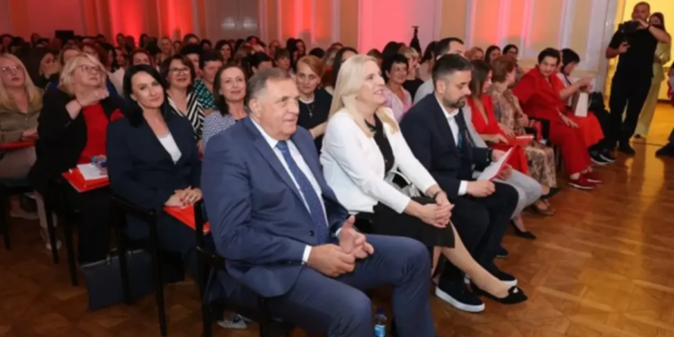 Dodik siguran da SNSD pobjeđuje na oktobarskim izborima
