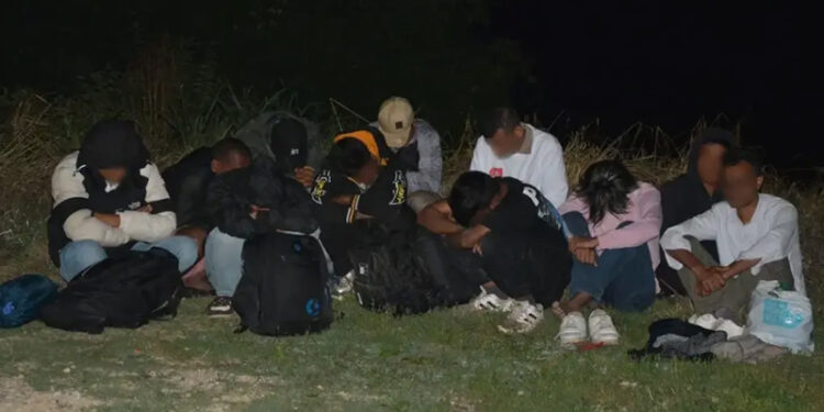 MUP RS uhapsio tri osobe: Čamcem su krijumčarili migrante preko Drine