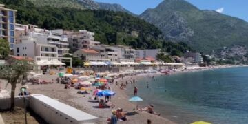 Može li prosječna četveročlana porodica iz BiH danas sebi priuštiti odlazak na more?