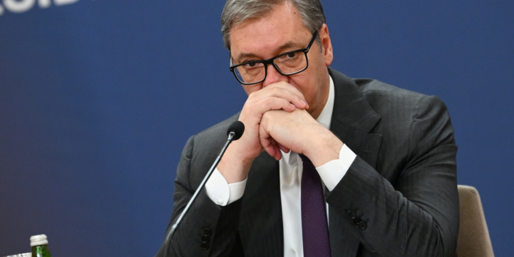 Hladan tuš za Beograd: Europarlamentarci poručili kako nema više novca EU za Vučića i njegovu elitu