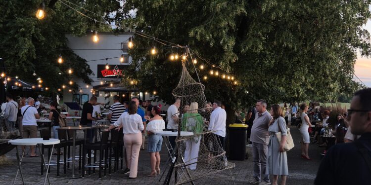 „Savske ribarske večeri“ okupile ljubitelje ribe i druženja