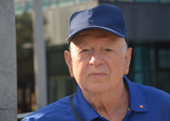 Iz Vankuvera u zavičaj već 27 puta: Penzionisani učitelj Stanko Vrhovac u Gradišci evocira uspomene i dijeli životne priče