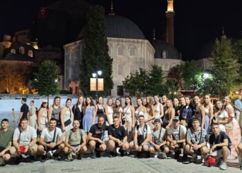KUD „Kolovit“ danas u obilasku Istambula, sutra na festivalu u Samsunu