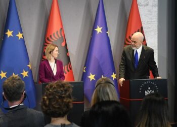 EU upozorila Albaniju: Projekat Trumpovog zeta mogao bi ugroziti put ka članstvu