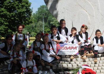 Bijeli mermer čuva sjećanje na ustanak Kozarčana
