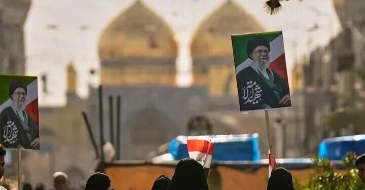 Iranci poručili: Khamenei nas je naučio da se ne bojimo Amerike, slijedi snažan odgovor