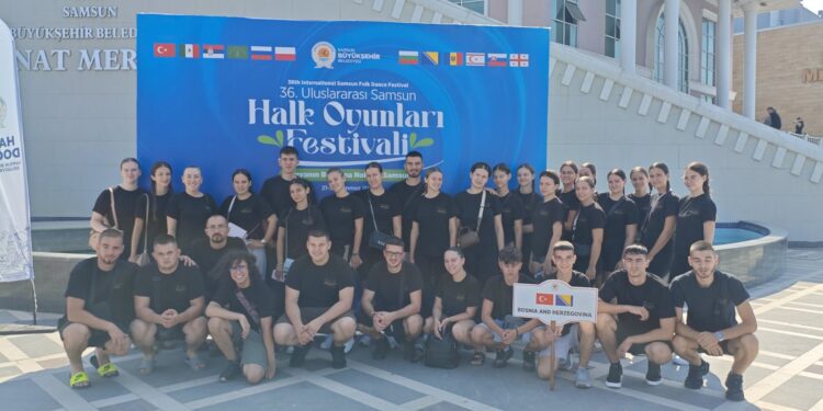 KUD „Kolovit“ nastupio na otvaranju festivala u Samsunu