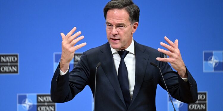 Rutte podržao američke napade na Iran: “SAD mora snažno reagovati”