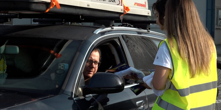 Na graničnom prelazu Gradiška sprovedena akcija „Putuj bezbijedno na odmor“