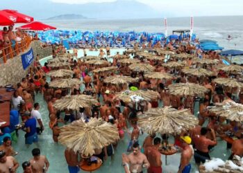 Turisti iz Izraela tvrde da su pretučeni u Budvi, jedan je teže povrijeđen!?