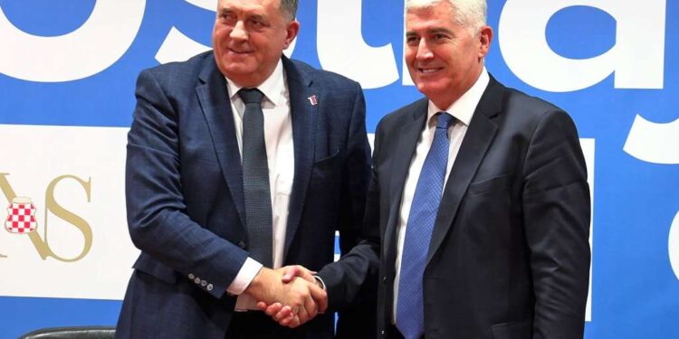Orešković: Dodik i Čović isti, samo im je vjera različita