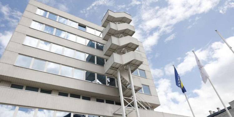 PIC imenovao Louisa J. Crishocka za vršioca dužnosti visokog predstavnika za BiH