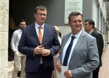 SDS dobio podršku opozicije u RS-u, kandidaturu predao i Vukanović