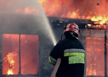 Požar u Lamincima: Izgorjeli pomoćni objekat i dio porodične kuće