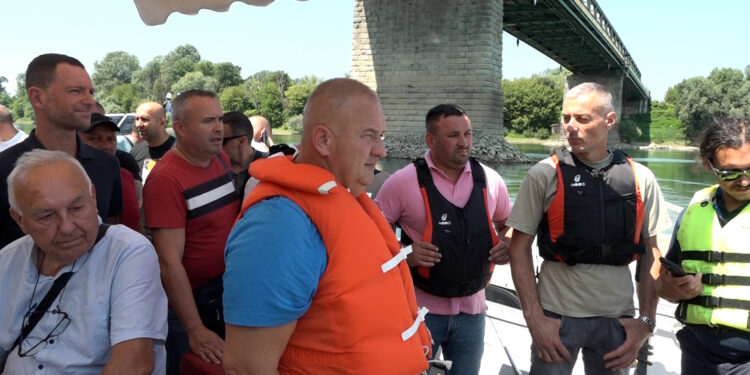 Polaganje ispita za upravljanje motornim plovilima održano je u Gradišci